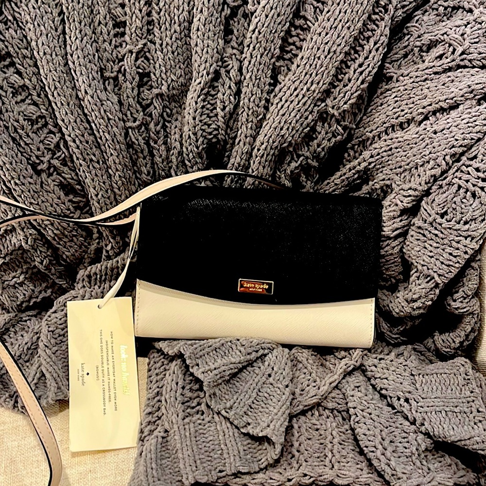 Kate Spade wallet crossbody. Brand new with tags.